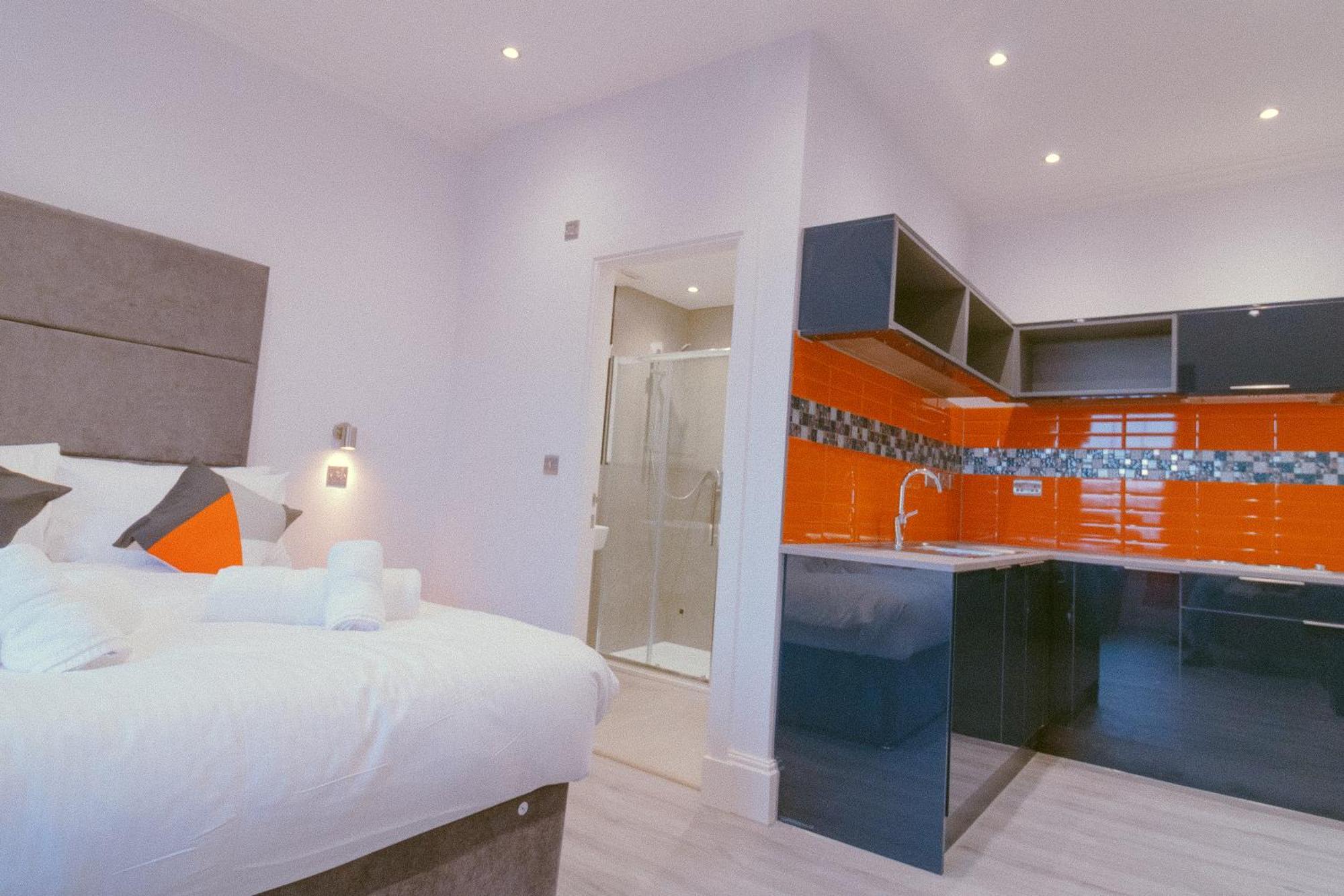 Mayfield Suites EDI Exterior foto