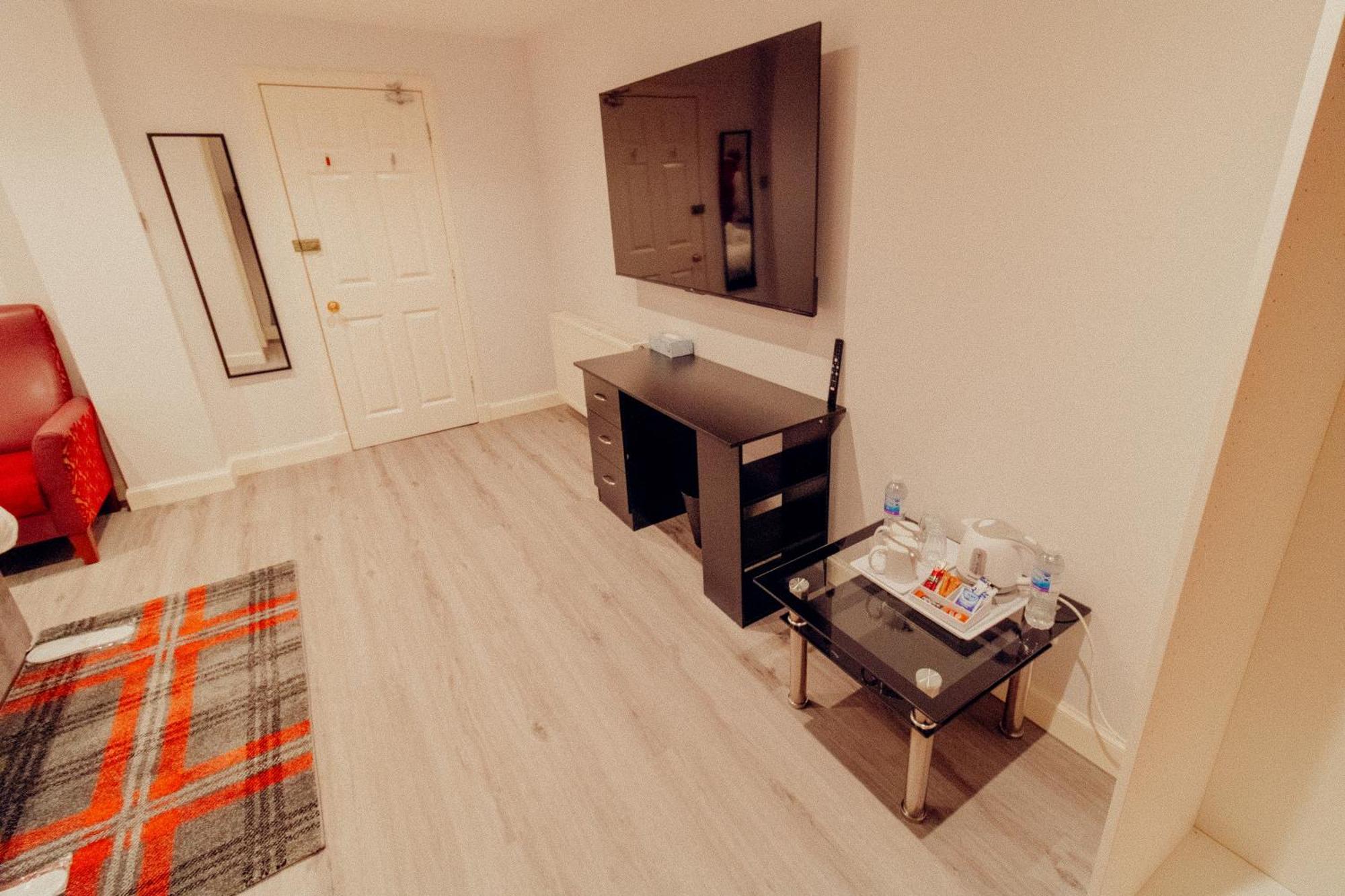 Mayfield Suites EDI Exterior foto